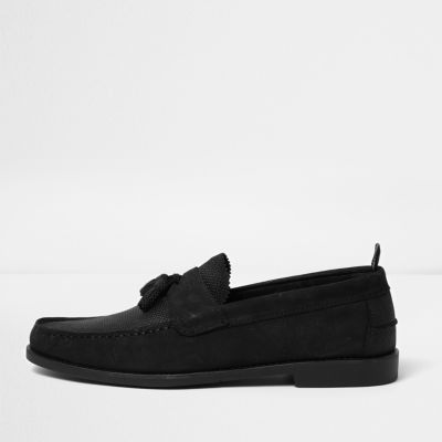 Black embossed textured loafers